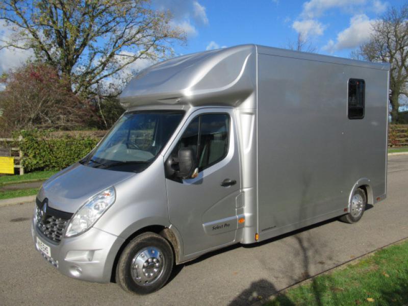 22-410-2015 Renault Master 3.5 Ton Coach built by Select coach builders. Stalled for 2 rear facing. Long stall Model. Brand new build.