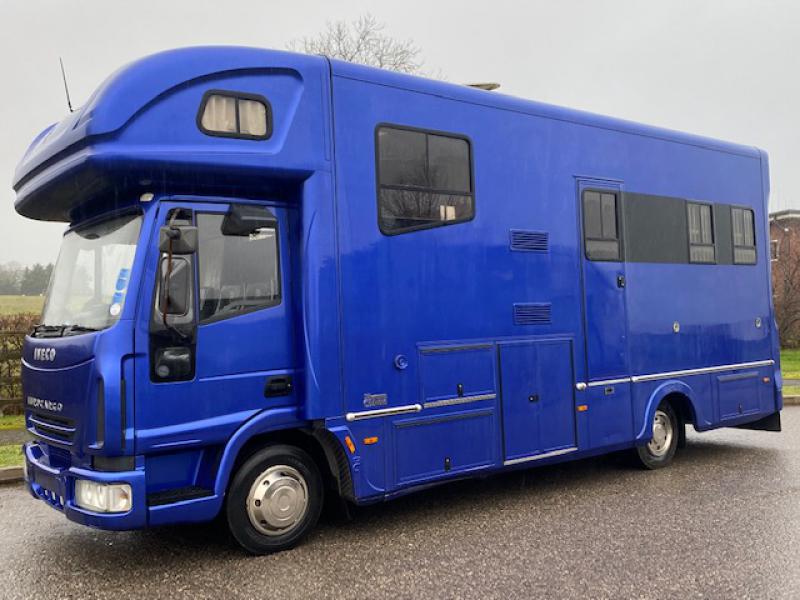 22-449-2006 Iveco Eurocargo 75E17 7.5 Ton Coach built by Bretherton Coach works. Stalled for 2. Full  luxury living with large slide out. Sleeping for 6. Underfloor storage. Huge specification .. STUNNING TRUCK
