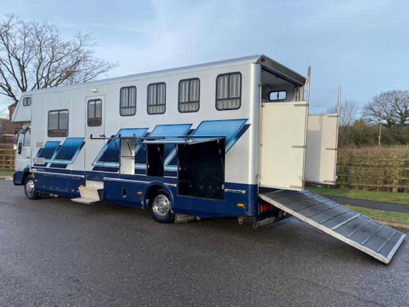 23-452-2002 Model 51 MAN 225 12 Ton Coach built by Whittaker coach builders. Stalled for 4 with smart luxury living, sleeping for 4. Toilet and shower.  Horsebox from new!