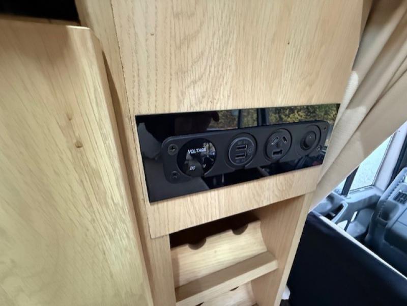 25-1223-Compact 7.5 Ton 2002 Iveco Eurocargo 75E17  Coach built by PRB coach builders. Stalled for 3. Smart living with sleeping for 2. No external tack locker intruding into the horse area. Toilet and shower. 21 ft length 25-1223-Compact 7.5 Ton 2002 Iveco Eurocargo 75E17  Coach built by PRB coach builders. Stalled for 3. Smart living with sleeping for 2. No external tack locker intruding into the horse area. Toilet and shower. 21 ft length