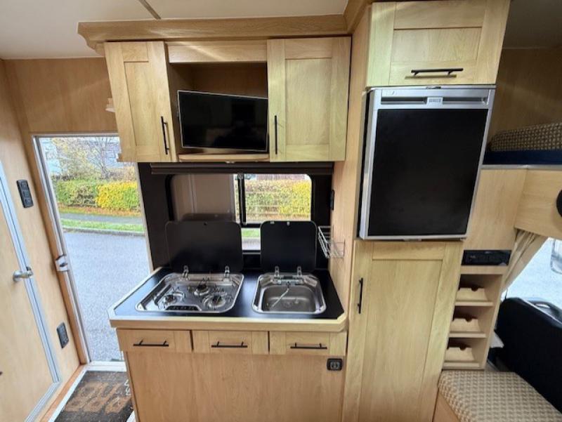 25-1223-Compact 7.5 Ton 2002 Iveco Eurocargo 75E17  Coach built by PRB coach builders. Stalled for 3. Smart living with sleeping for 2. No external tack locker intruding into the horse area. Toilet and shower. 21 ft length 25-1223-Compact 7.5 Ton 2002 Iveco Eurocargo 75E17  Coach built by PRB coach builders. Stalled for 3. Smart living with sleeping for 2. No external tack locker intruding into the horse area. Toilet and shower. 21 ft length