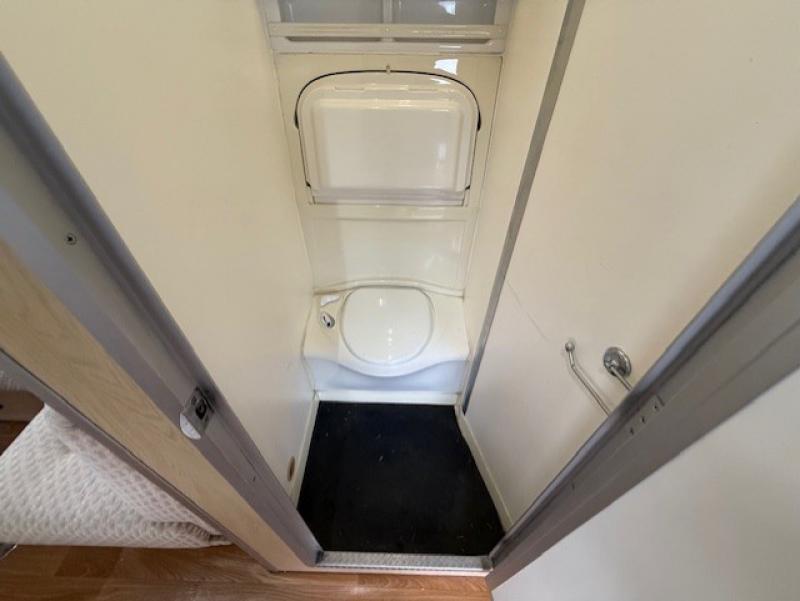 25-1223-Compact 7.5 Ton 2002 Iveco Eurocargo 75E17  Coach built by PRB coach builders. Stalled for 3. Smart living with sleeping for 2. No external tack locker intruding into the horse area. Toilet and shower. 21 ft length 25-1223-Compact 7.5 Ton 2002 Iveco Eurocargo 75E17  Coach built by PRB coach builders. Stalled for 3. Smart living with sleeping for 2. No external tack locker intruding into the horse area. Toilet and shower. 21 ft length