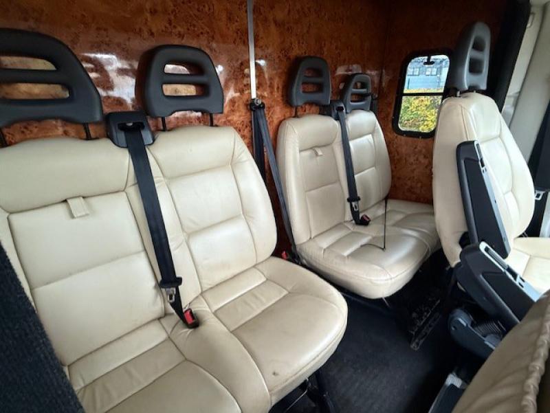25-1226-2013 62  Peugeot Boxer 3.5 Ton Crew cab. JSW Coach build. Full wall between horse area and changing area with Hob/Sink. Only 15,000 miles... LIKE NEW! 25-1226-2013 62  Peugeot Boxer 3.5 Ton Crew cab. JSW Coach build. Full wall between horse area and changing area with Hob/Sink. Only 15,000 miles... LIKE NEW!