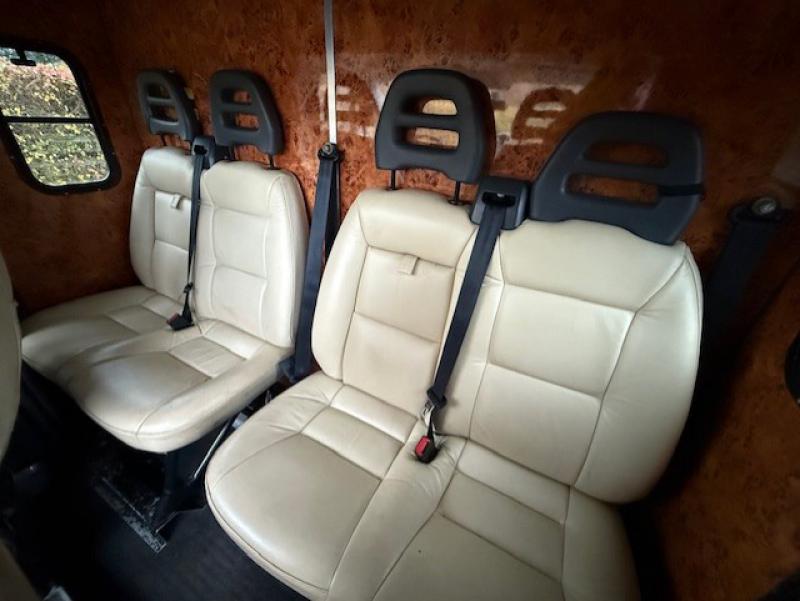 25-1226-2013 62  Peugeot Boxer 3.5 Ton Crew cab. JSW Coach build. Full wall between horse area and changing area with Hob/Sink. Only 15,000 miles... LIKE NEW! 25-1226-2013 62  Peugeot Boxer 3.5 Ton Crew cab. JSW Coach build. Full wall between horse area and changing area with Hob/Sink. Only 15,000 miles... LIKE NEW!